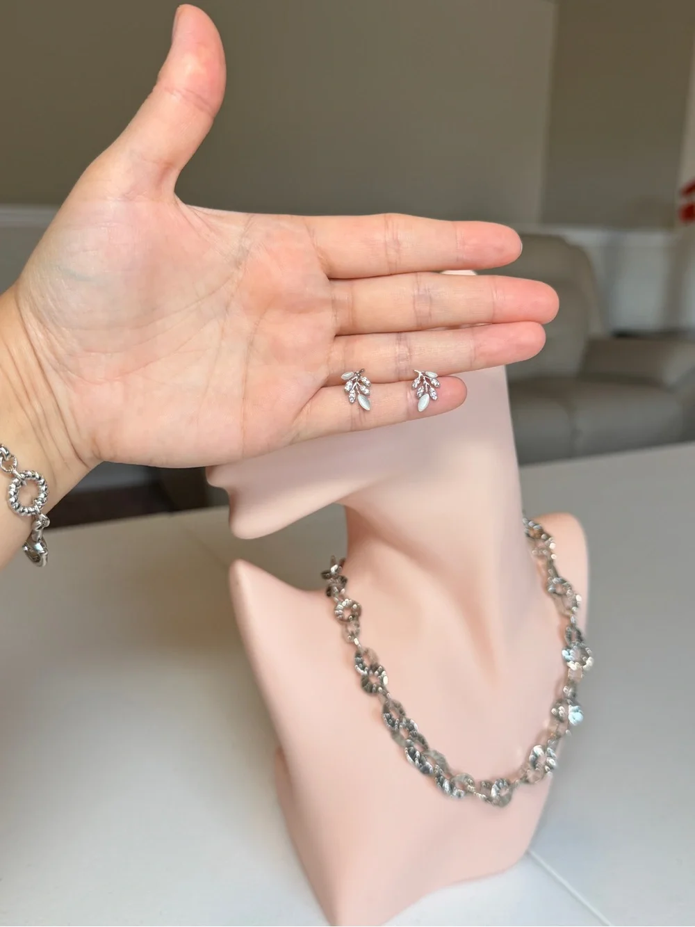 Classic Silver Leaf Cluster Stud Earrings in White